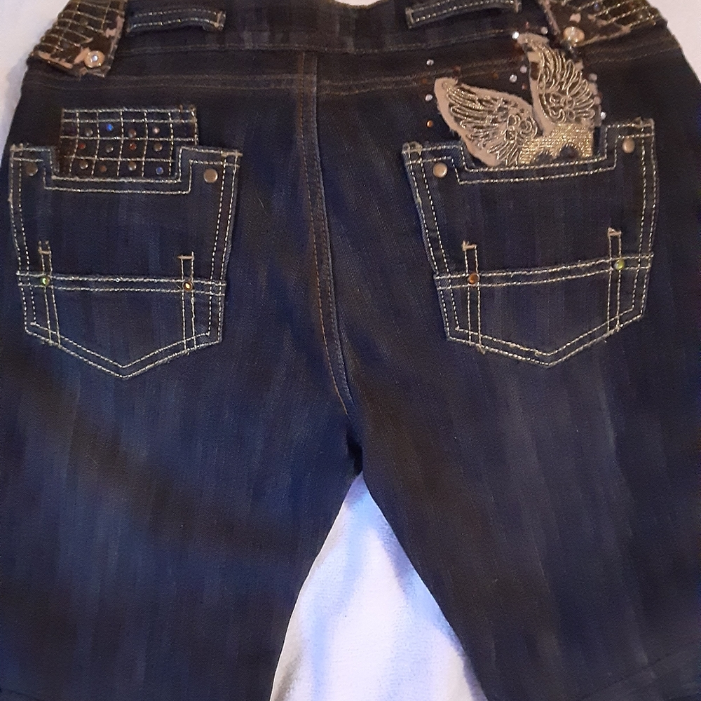 JEAN CAPRIS EMBROIDERED POCKETS SIZE 5/6  NEW tags